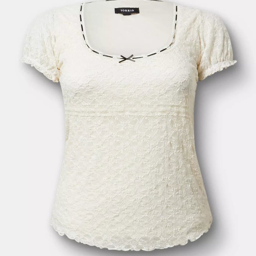 NWOT Torrid Stretch Lace Scoop-Neck Top